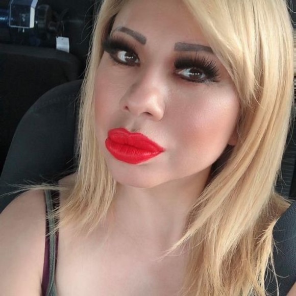 Meet your Posher, Joanna - Picture 1 of 1